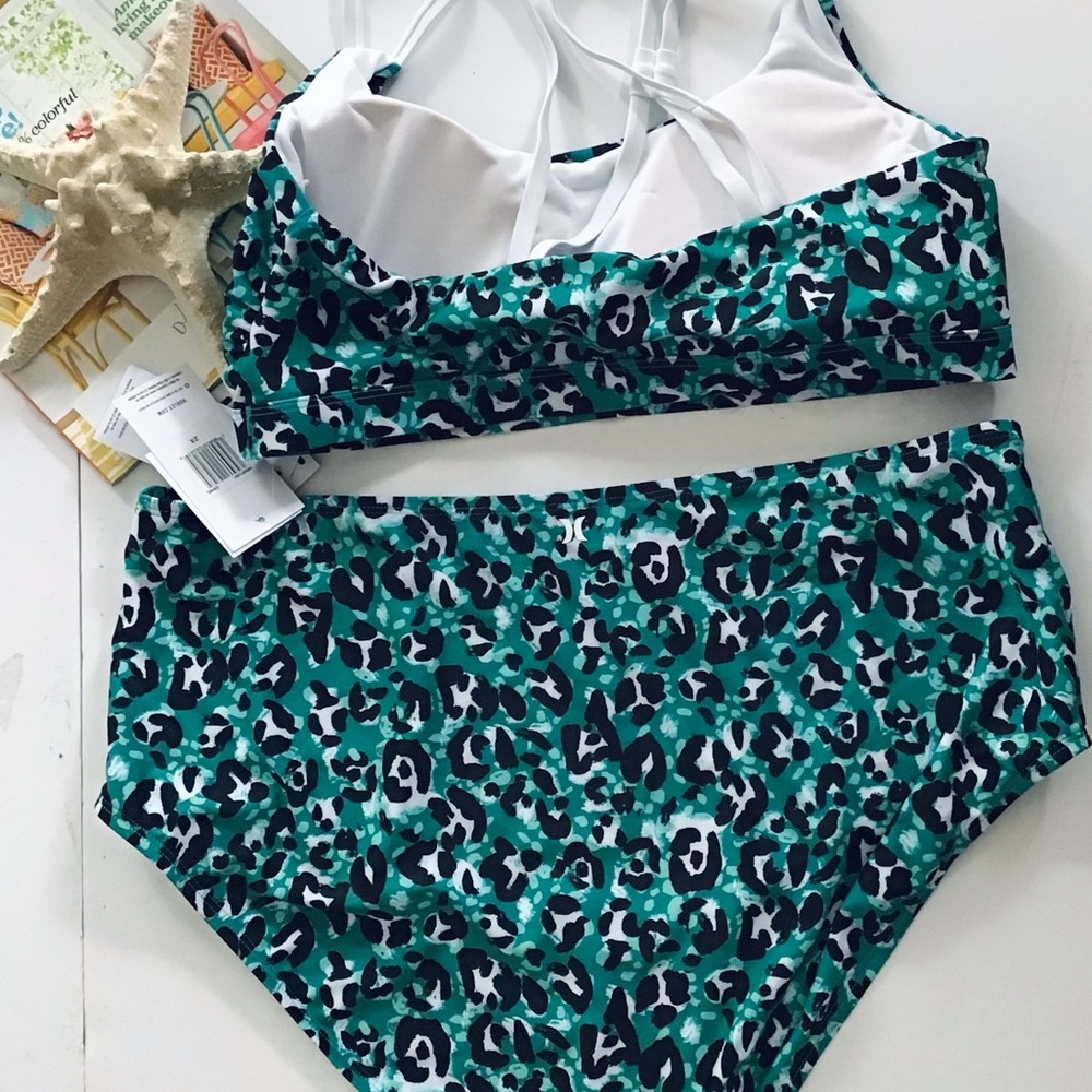HP🎉 Hurley green, black and white animal print two piece bathing suit NWT - Picture 12 of 16